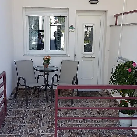 Διαμέρισμα Iliaxtida